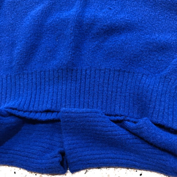 FOREVER 21 Sweater Size XS - Picture 2 of 3